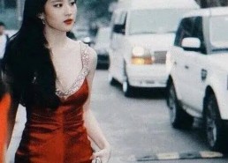 娱乐圈吃瓜爆料女明星穿着